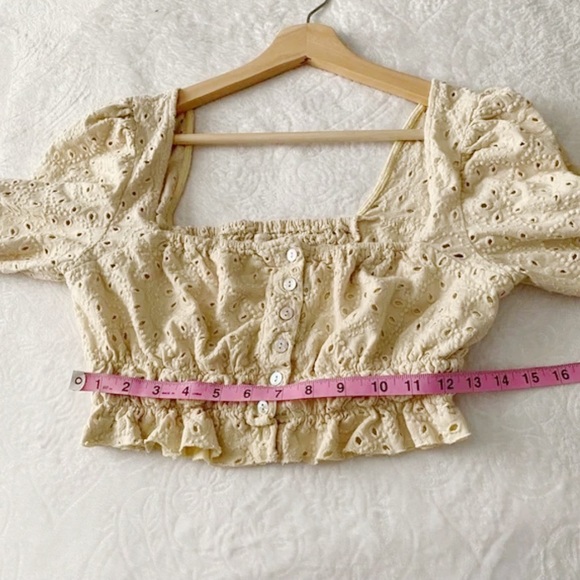 Urban Outfitters Eyelet Lace Cropped Button Down Top - Picture 8 of 11